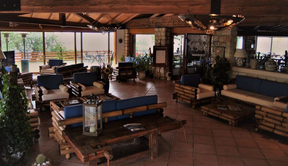 Hotel Sailing Center Мальчезине Экстерьер фото
